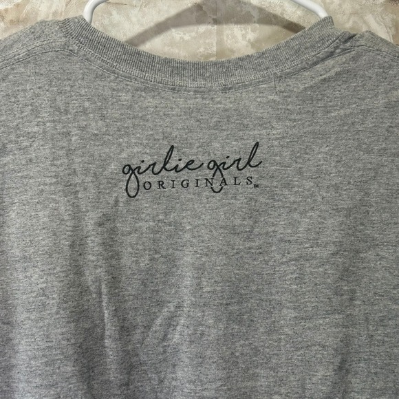 Girlie Girl Originals Pig Bandana Graphic T-Shirt Gildan Gray Medium - Picture 5 of 5